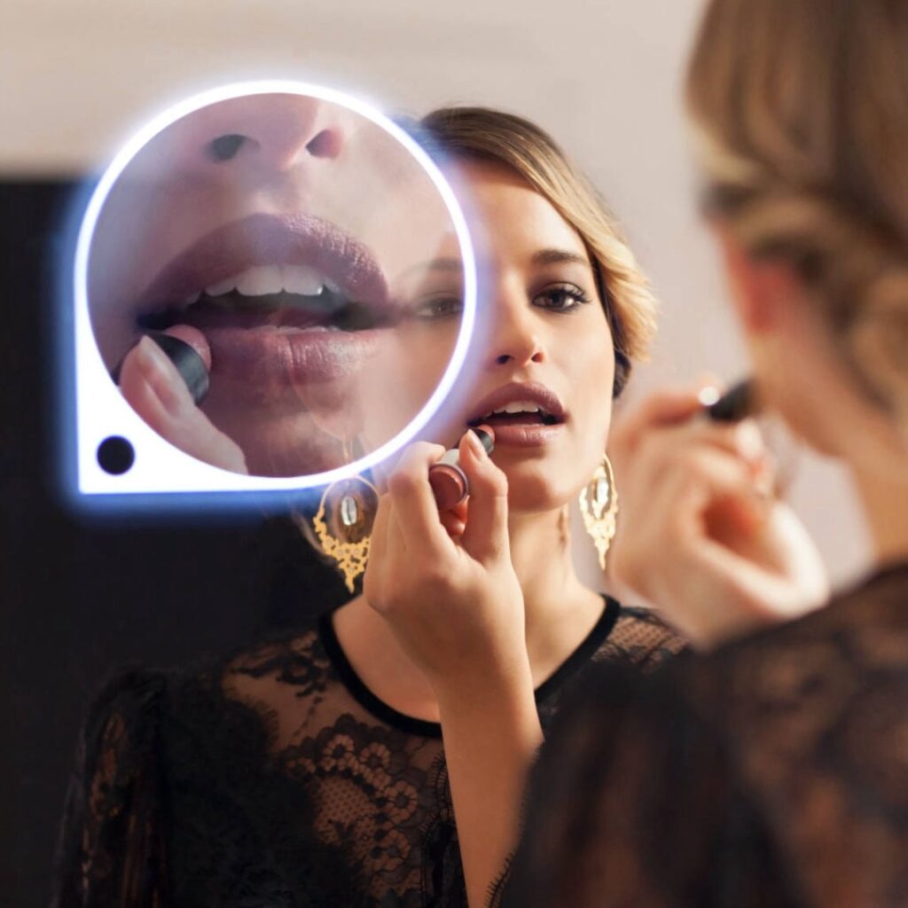 Makeup Mirò specchio magico digitale di design e galleria d'arte